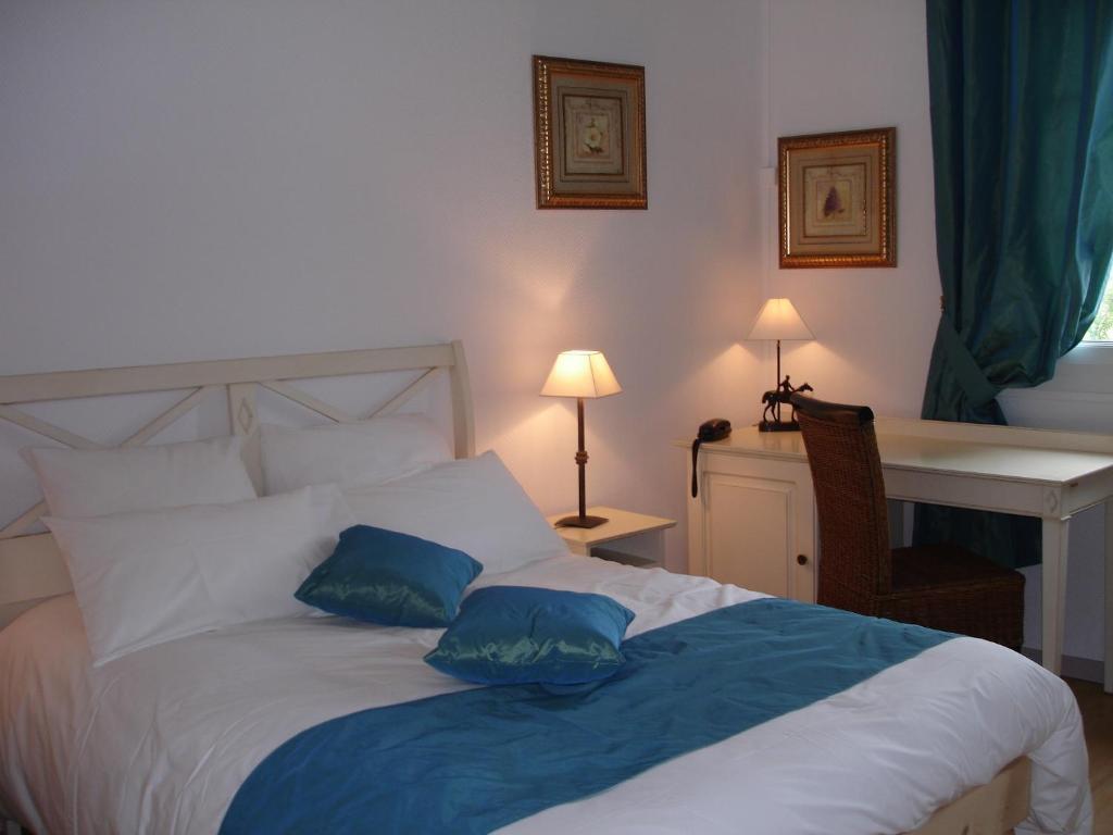 Hotel Logis Auberge Cote Jardin Lézignan-Corbières Zimmer foto